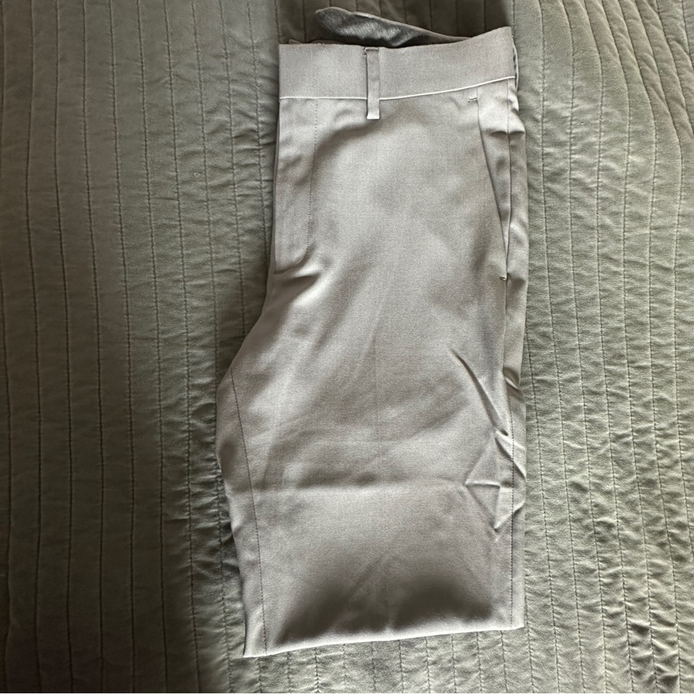 Haggar Dress pants - gray size 30-32